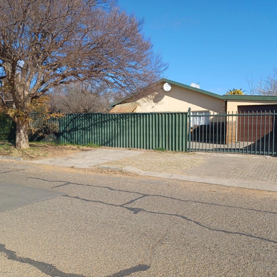 To Let 3 Bedroom Property for Rent in Gardeniapark Free State